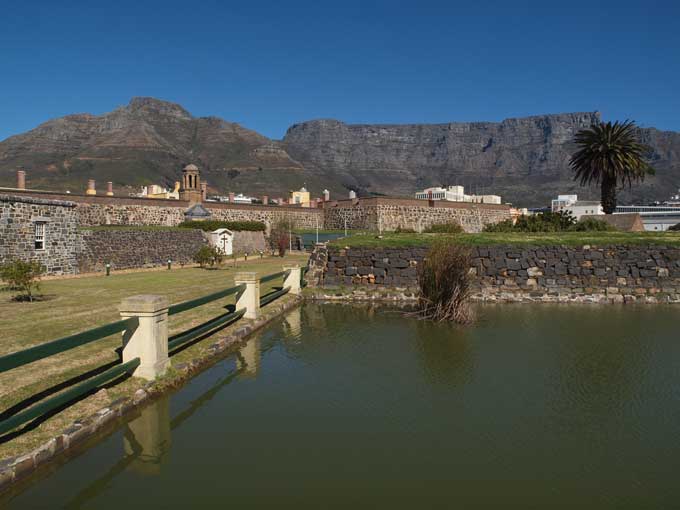 Castle of Good Hope with Table Mountain at a backdrop